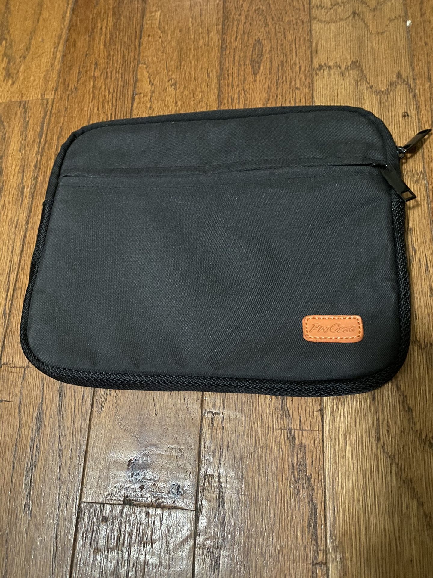 Pro Case Black Small/ Medium Case With 2 Zippers
