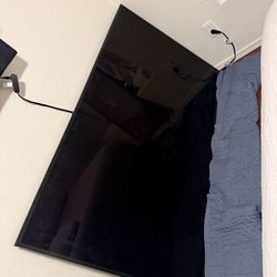 75” Samsung TV