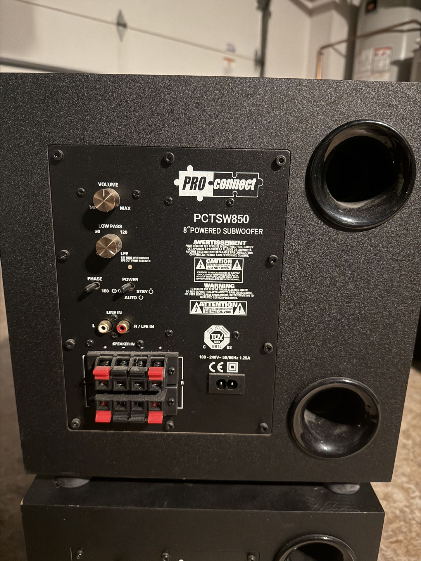 Pro Connect PCTSW850 8in Subwoofer 