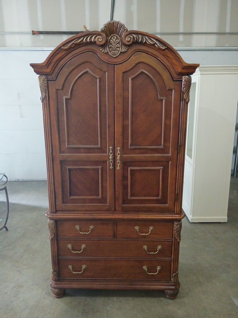Armoire