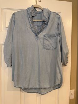 Women’s large tencel blue shirt adjustable sleeve