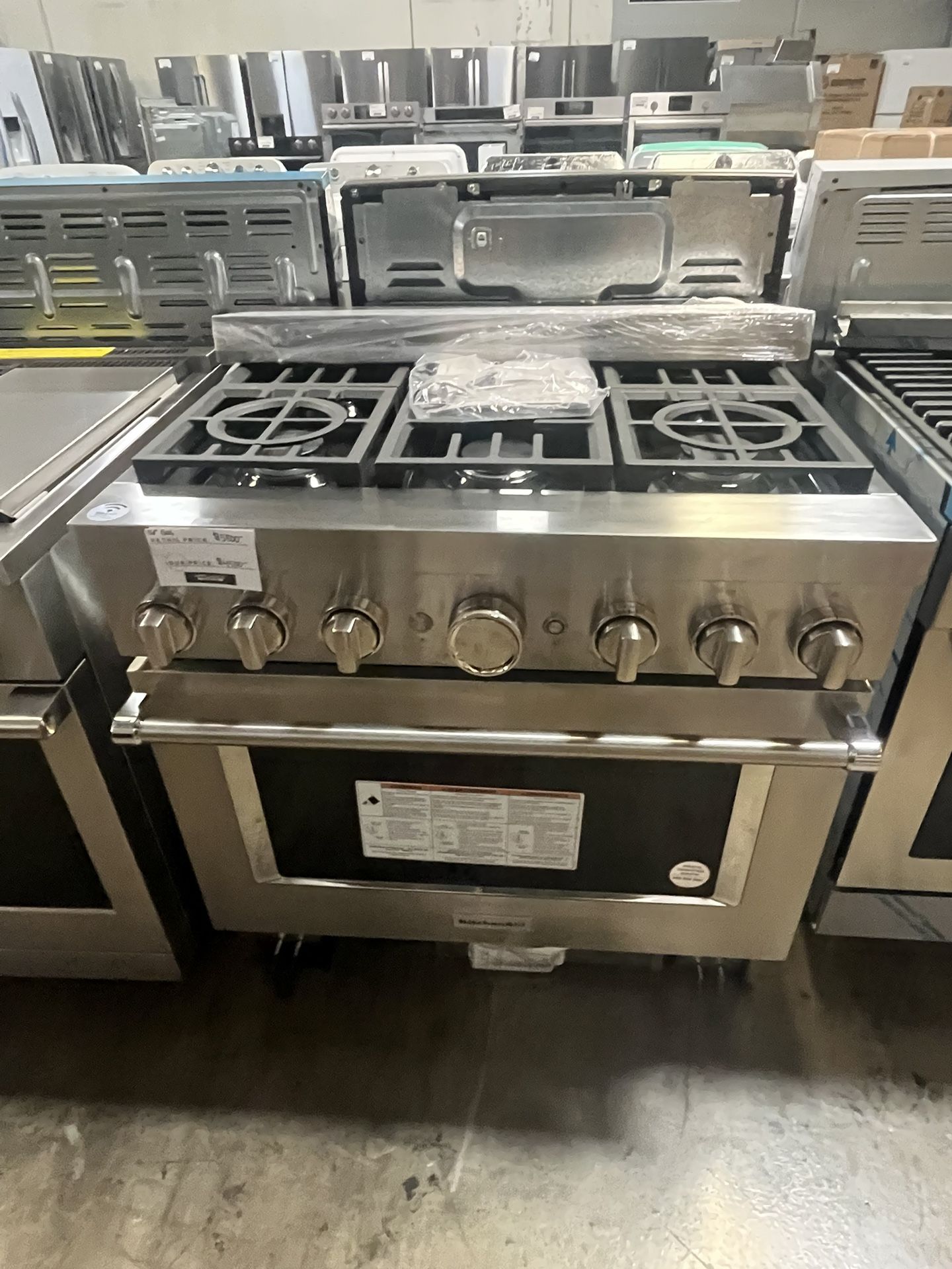 KITCHEN AID 36 INCH WIDE RANGE 