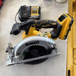DEWALT 20V MAX Cordless Brushless 6-1/2 in. Sidewinder