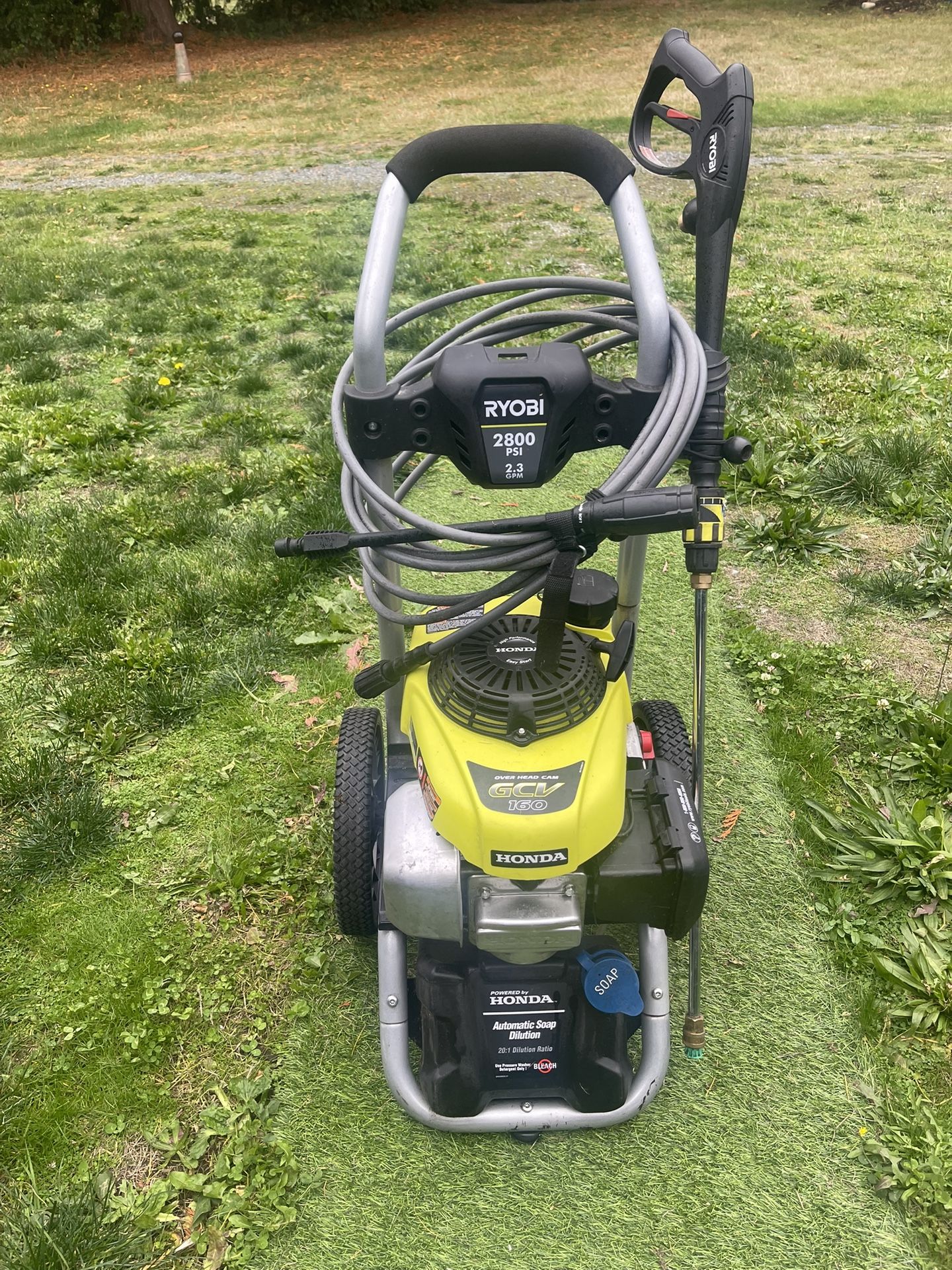 Honda / Ryobi Gas Has Pressure Washer 2800 PSI