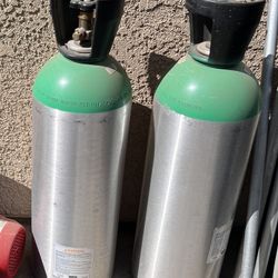 CO2 Tanks