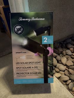 Tommy Bahama LED Solar Spot Lights 2-Pack