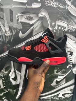 Retro 4 Red Lighting