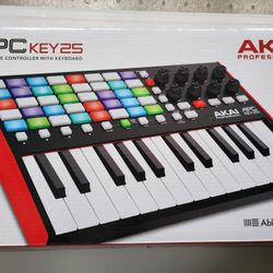 Akai Apckey25