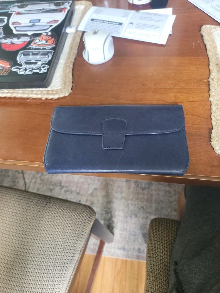 Joseph Abboud BLUE LEATHER TRAVEL WALLET