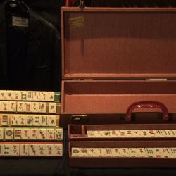  Mahjong By Cardinal Games vintage 1960s Bakelite 