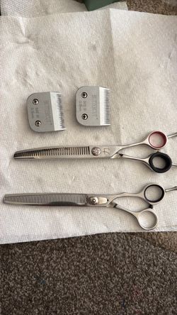 Dog grooming blades and shears