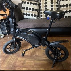 Jetson Bolt Pro eBike with 30 miles Max Operating Range & 15.5 mph Top Speed, Charger Included 