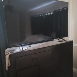 Samsung 65" Class Q6OR UHD Smart TV QLED 4 K 