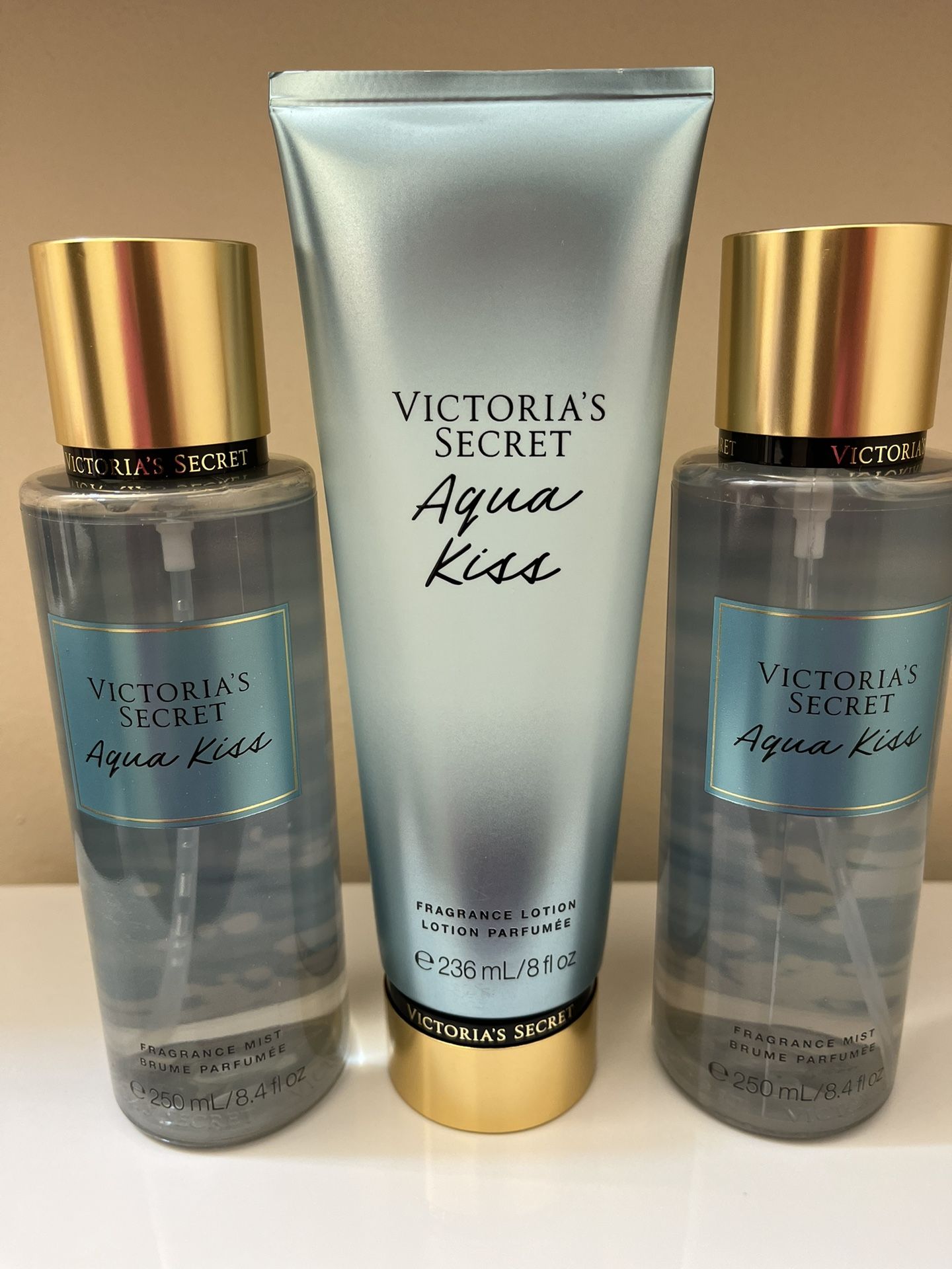 Aqua kiss Victoria Secret Set