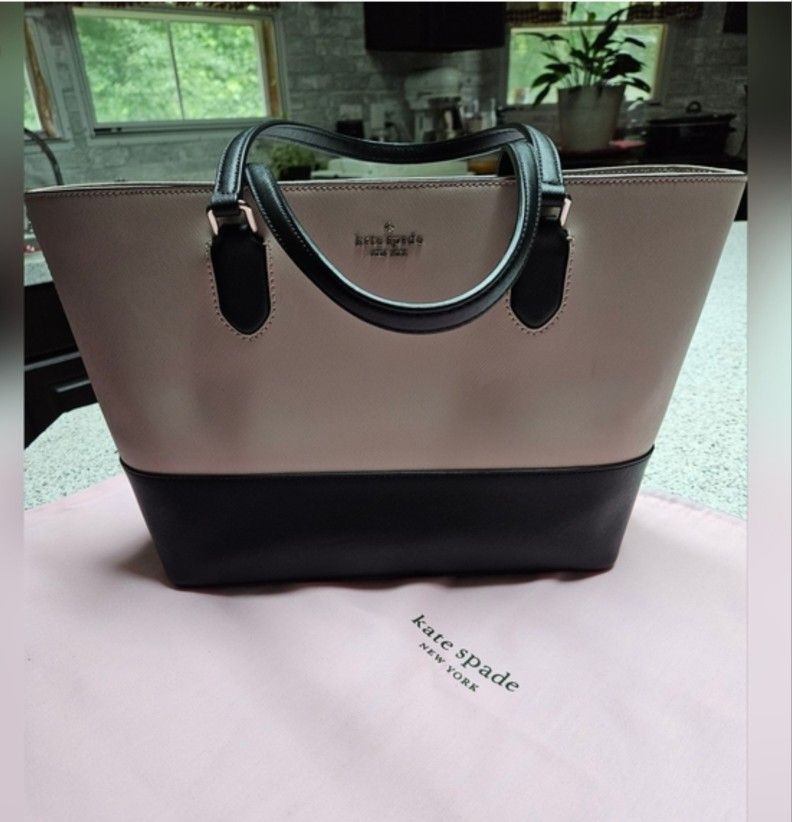 Like New KATE SPADE PINK and BLACK TOTE