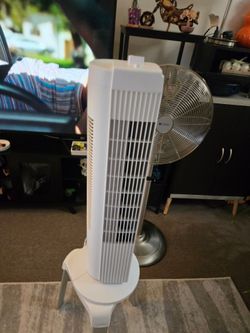 White Tower Fan with Stand
