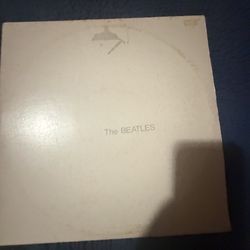 Beatles white album 1968 both vinyls plus the poster included