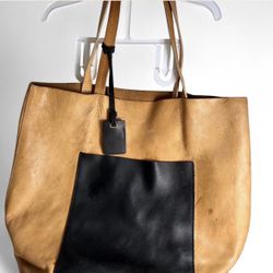 Handmade cowhide leather shoulder bag X-Large tan & black outer pocket Spacious  13”X 15”.1/2 X 6” 