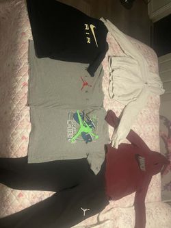 Clothing bundle