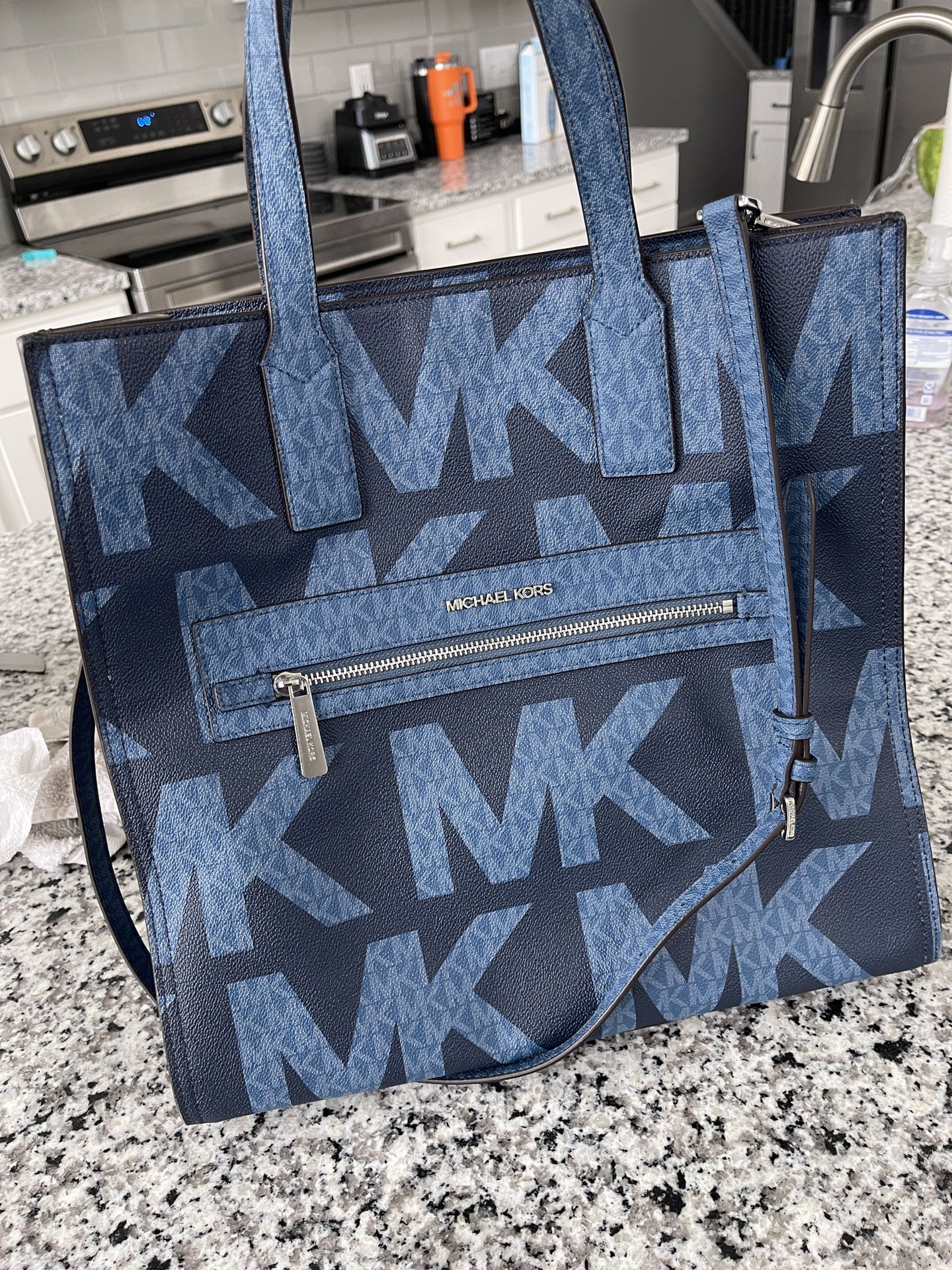 Michael Kors Kenly Large Ns Tote Crossbody Bag 