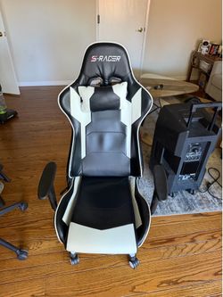 Gaming chair