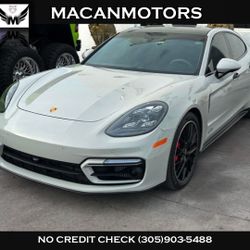 2021 Porsche Panamera GTS