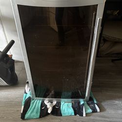 Mini glass front door refrigerator