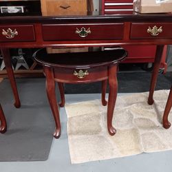 Mahogany Sofa Table w/ 3x Drawers/ And Round End Table