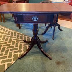 Beautiful Table Solid Wood Excellent Condition 