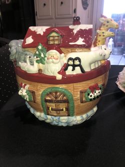 Noah’s Ark Christmas Cookie Jar On One Side, Plain On The Other Side