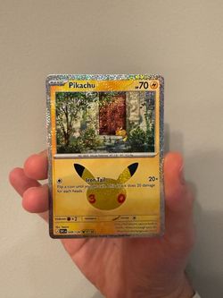 Pikachu Holo Pokemon Card 039/128