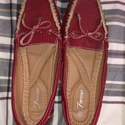WOMEN’S FLATS SHOES | SIZE: 8 | LIKE NEW | ODORS FREE | WORN TWICE