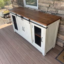 Tv Stand Great Condition 