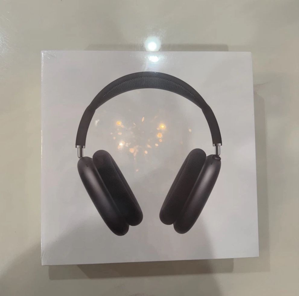AirPod Pro Maxes