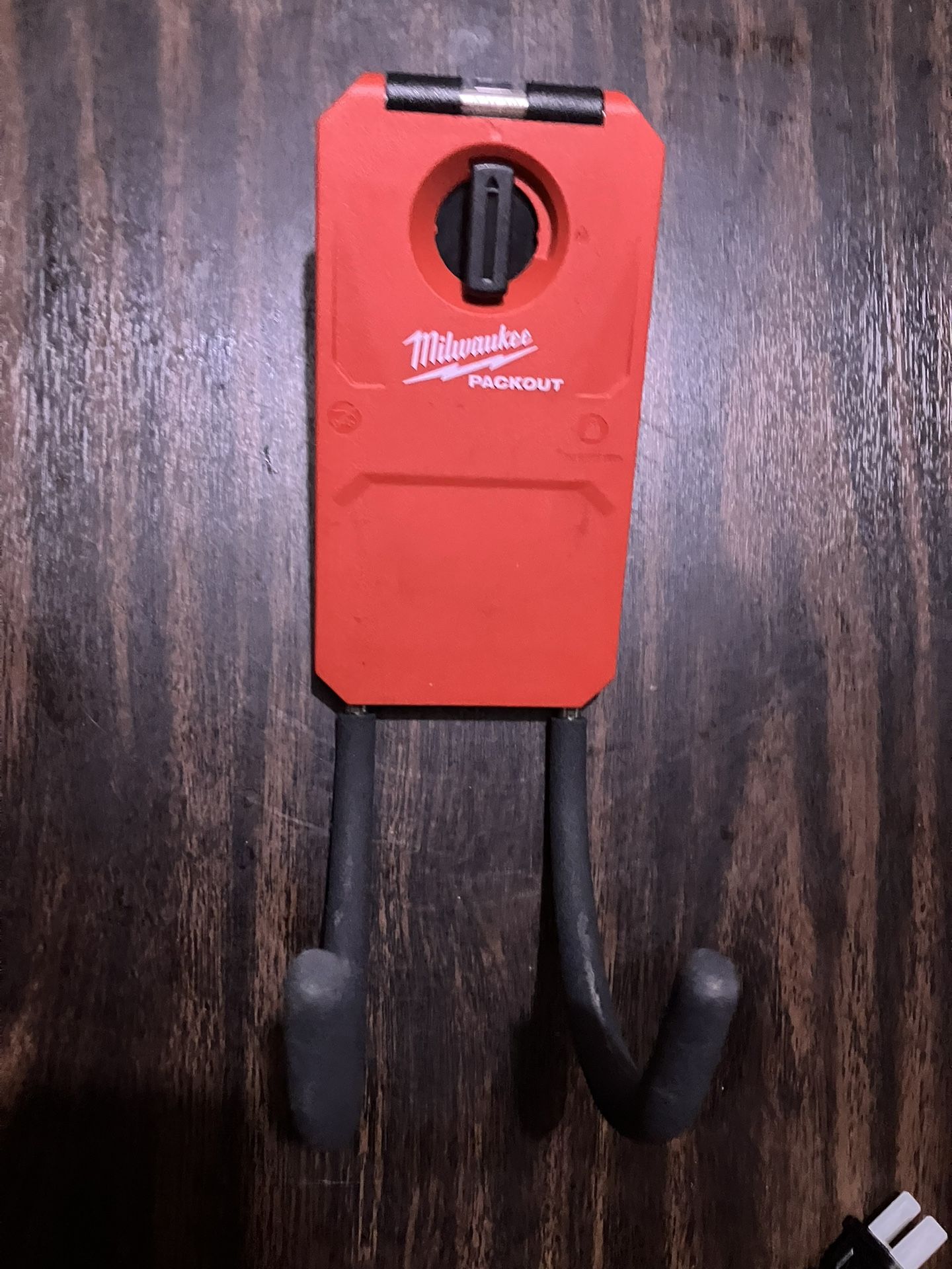 PACKOUT Curved Utility Hook