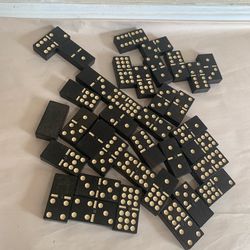 Vintage Double Nine Dominoes Lion Embossed Wood 36 Pcs Lion Stamp Wood Dominoes