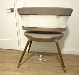 Maxi Cosi Starling Smart Bassinet Natural Heritage