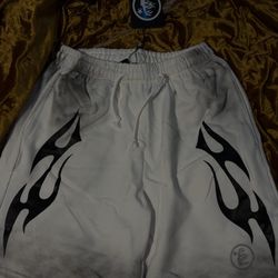 Men’s Medium Hellstar Shorts