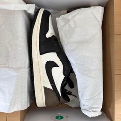 Air Jordan 1 Retro Low OG Mocha
