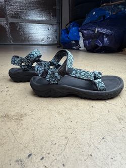 Teva Sandals Women's Size 8 Black Blue Straps