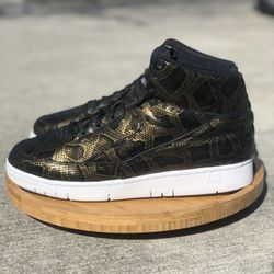 Nike Air Python Premium Black Mens athletic Shoes 705066-002 Mens Size 12.