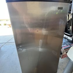 Mini Fridge $30 OBO