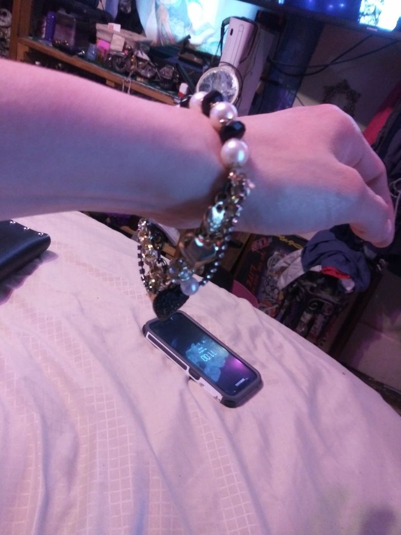 Betsey johnson black and white charm brac