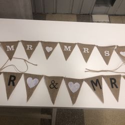 Mr. & Mrs. Burlap Signs Wedding/Bridal Shower
