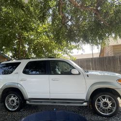 2003 Toyota Sequoia