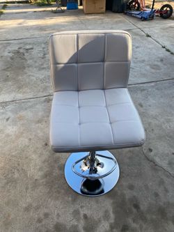Bar chair