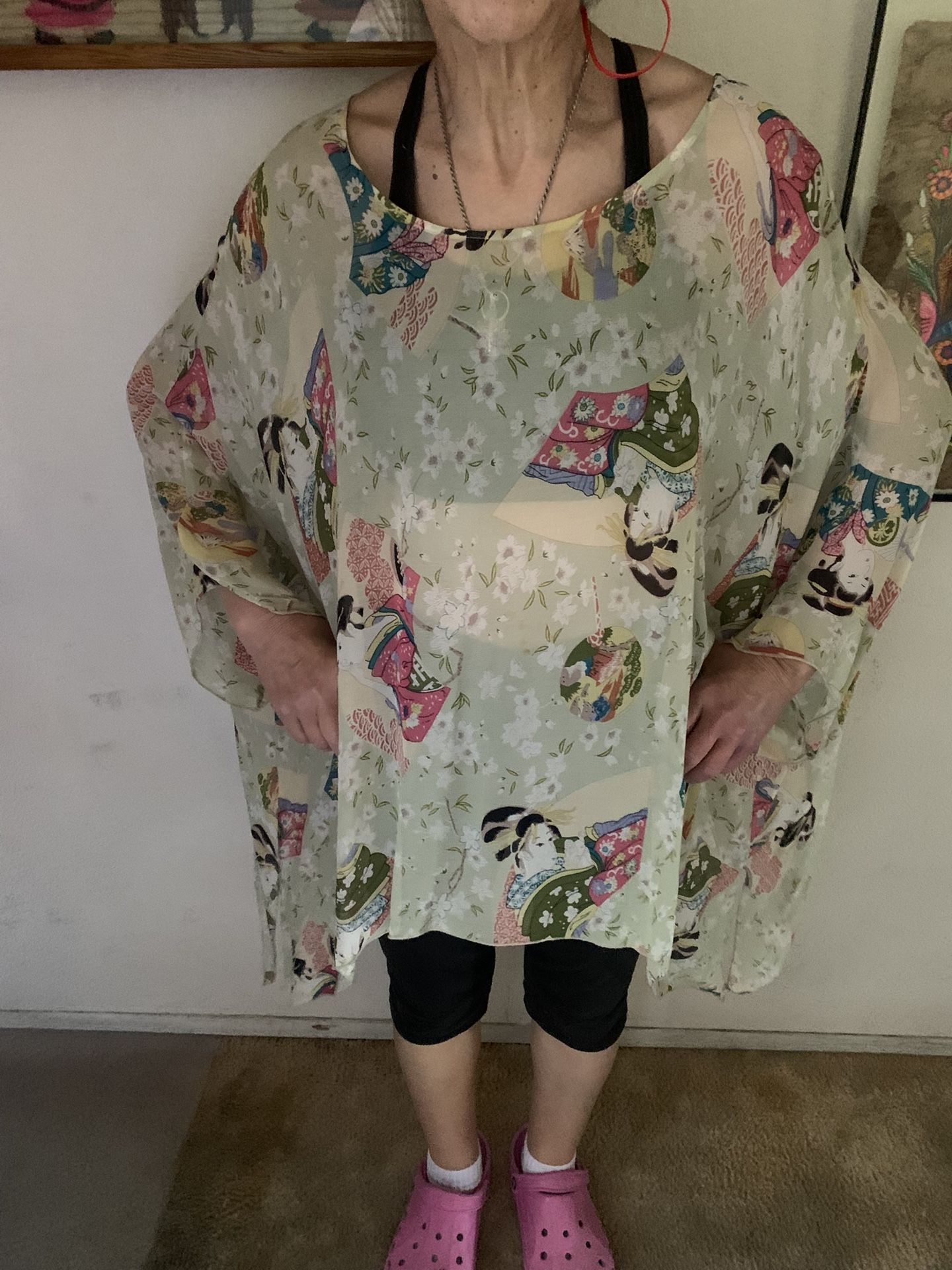 Rayon Poncho, Perfect For Raves