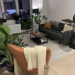 Coffee Table, Used, Scratches