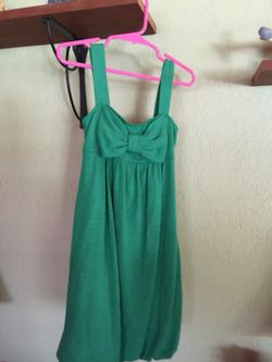 Girls green dress size 4-6