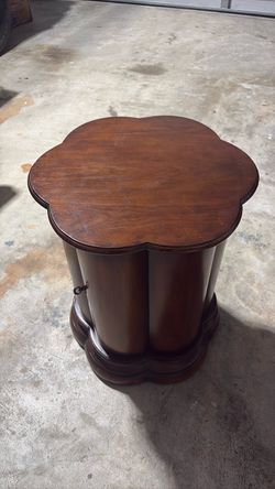 Round Wood Pedestal Cabinet Side Table